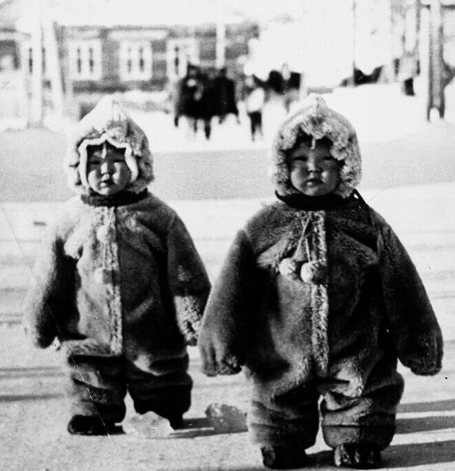 Brrrr It's Too Cold Out To Smile, Mom!