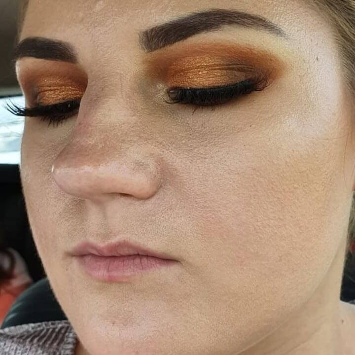 Powdery Makeup That Gets All Caked Up