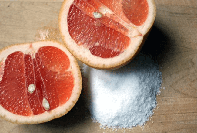 Remove Bathtub Rings With Salt And Grapefruit
