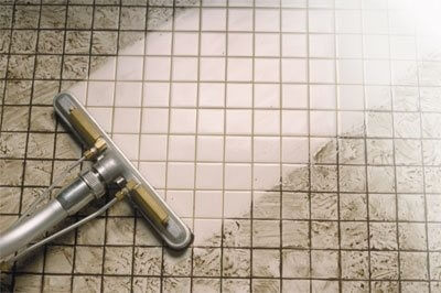 Clean Your Bathroom With Bleach And Baking Soda