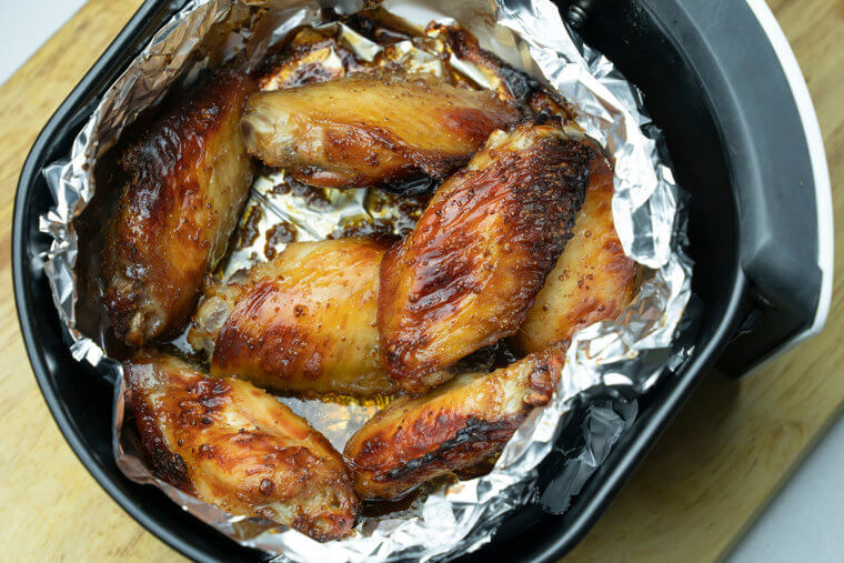Aluminum Foil Helps Keep the Basket Clean