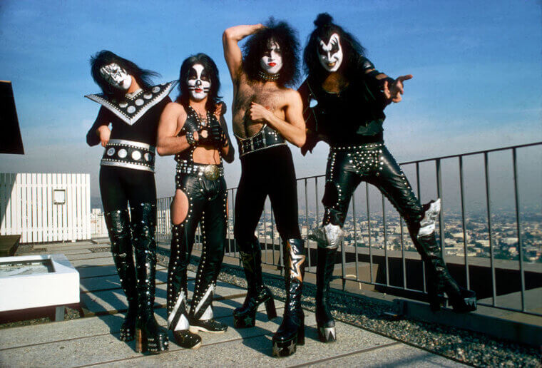 Kiss