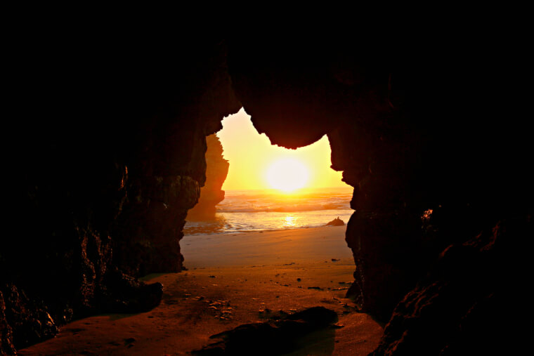 Don’t Go Into Cave During Full Or New Moon