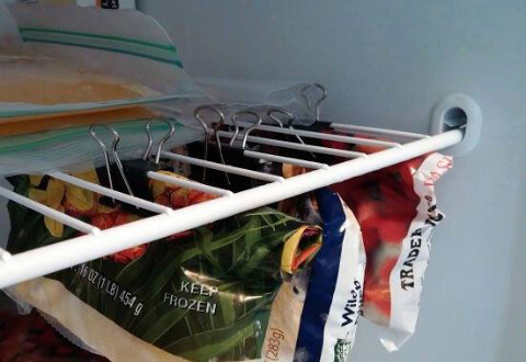 Clip Your Frozen Goods Right to the Rack