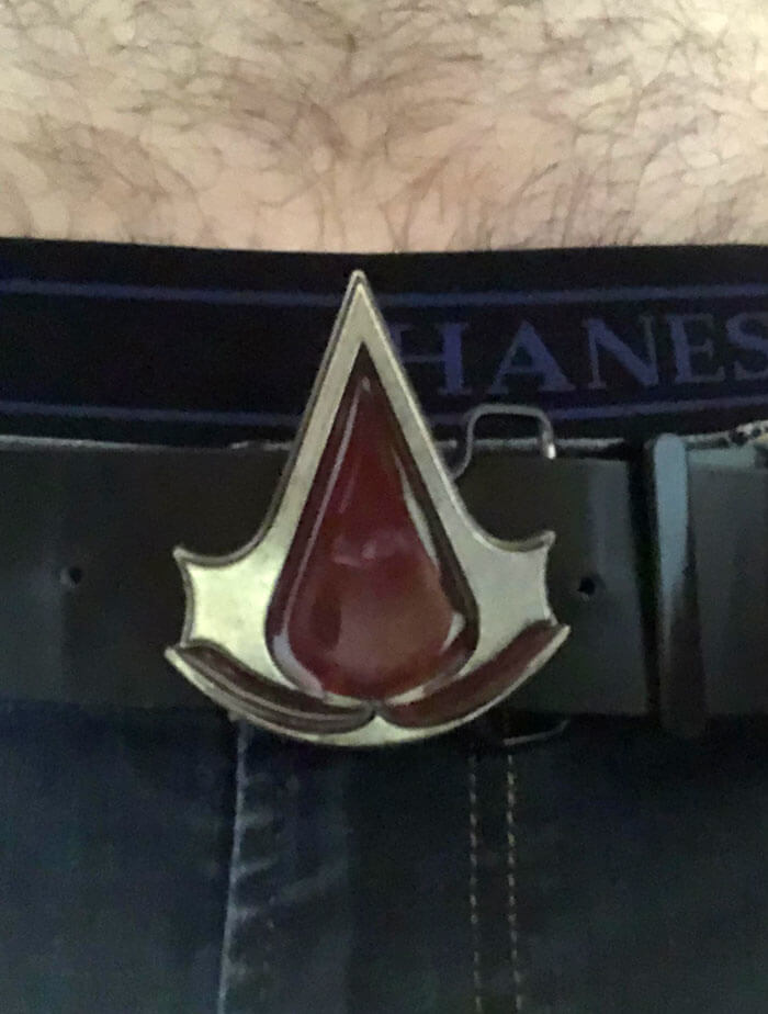 Inflict Pain On Yourself Whenever You Sit Down With This Belt Buckle