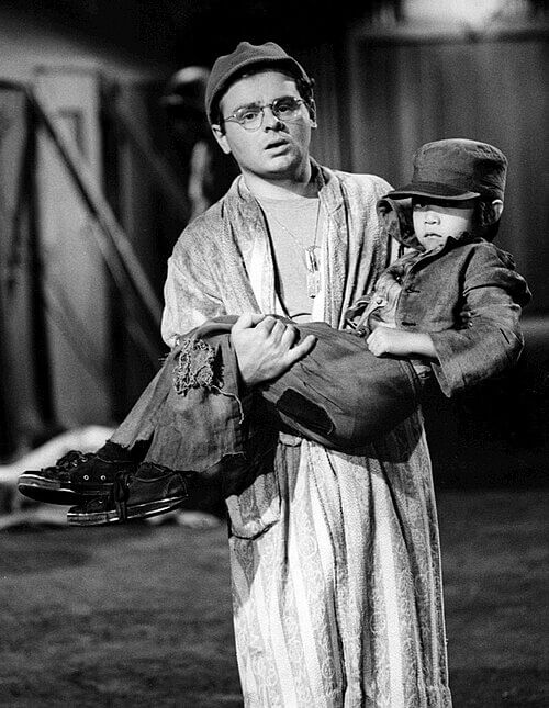 Gary Burghoff: Radar O’Reilly’s Quiet Life as a Wildlife Artist