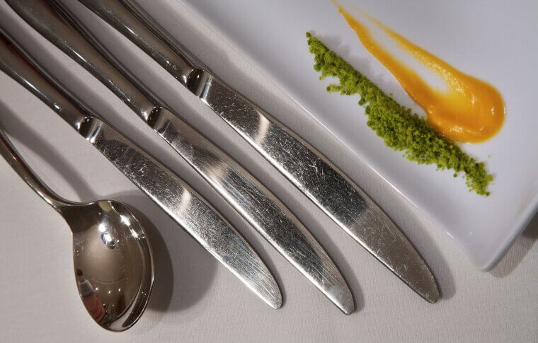 Complimentary Metal Cutlery in Coach