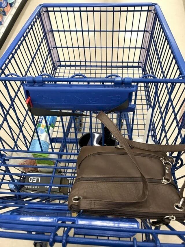 Keep Your Purse Safe At All Times While Shopping