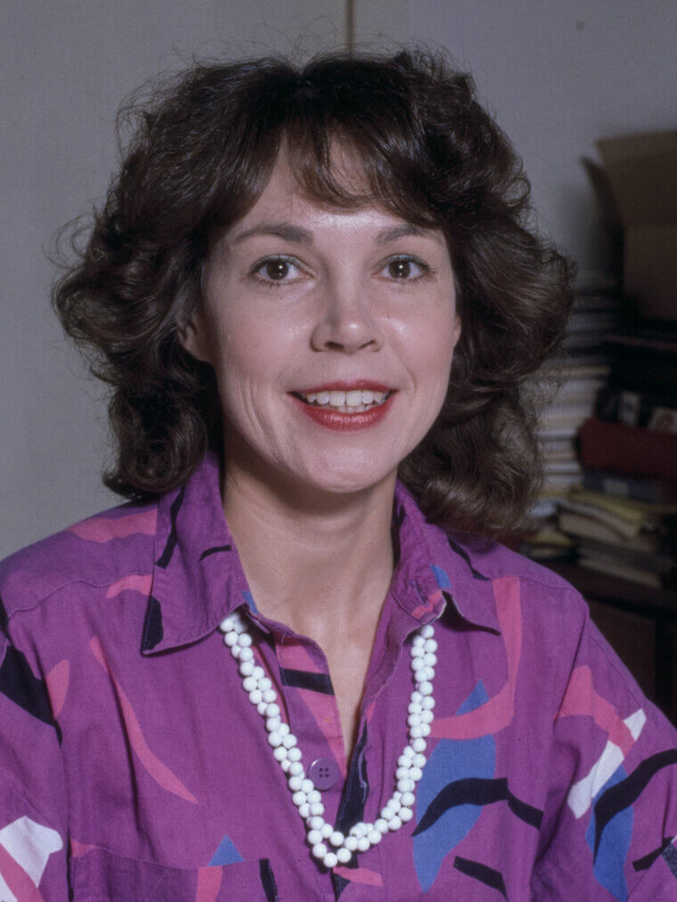 Julie Nixon’s Daily Letters to Her Father