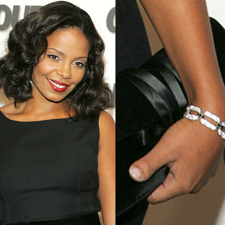 Sanaa Lathan Has A Clubbed Thumb