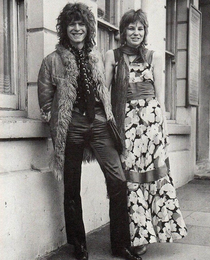 David Bowie & Angela Barnett (1970): The 10-Minute Registry Office Wedding