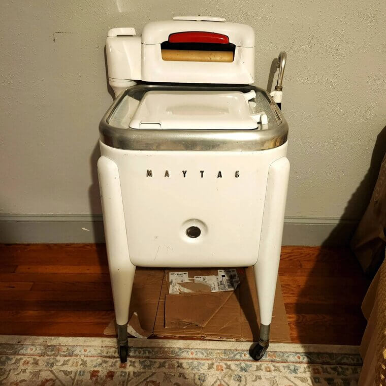 The Trusty Wringer Washing Machine
