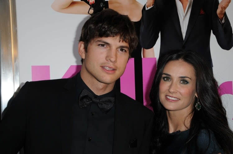 The Twitter Flirtation and a 16-Year Age Gap: Ashton Kutcher (25) and Demi Moore (41)