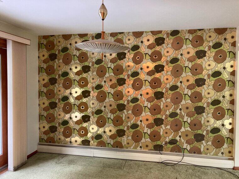 Flocked Wallpaper on Dining Room Walls