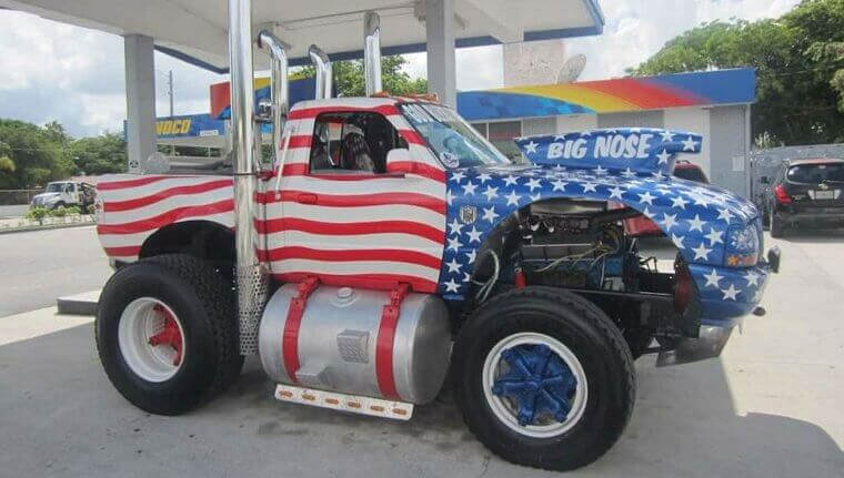 Patriotic Beast on Wheels
