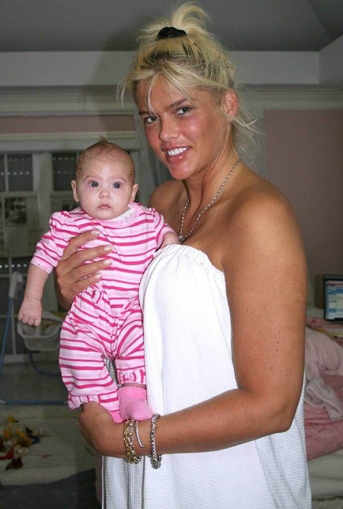 Anna Nicole Smith: A Will That Forgot Her Daughter and Left Everything to Her Dead Son