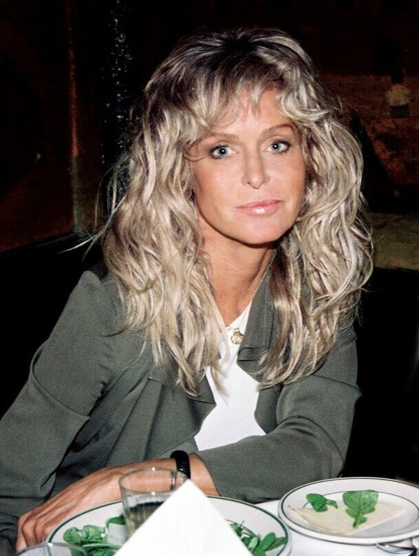 Farrah Fawcett Passed Away From Anal Cancer (62 Years Old)