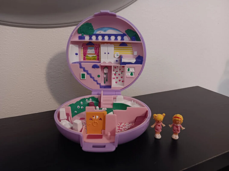 Bluebird Polly Pocket "Light-Up" Compacts