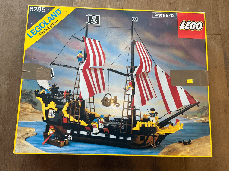 Lego "Black Seas Barracuda" (1989)