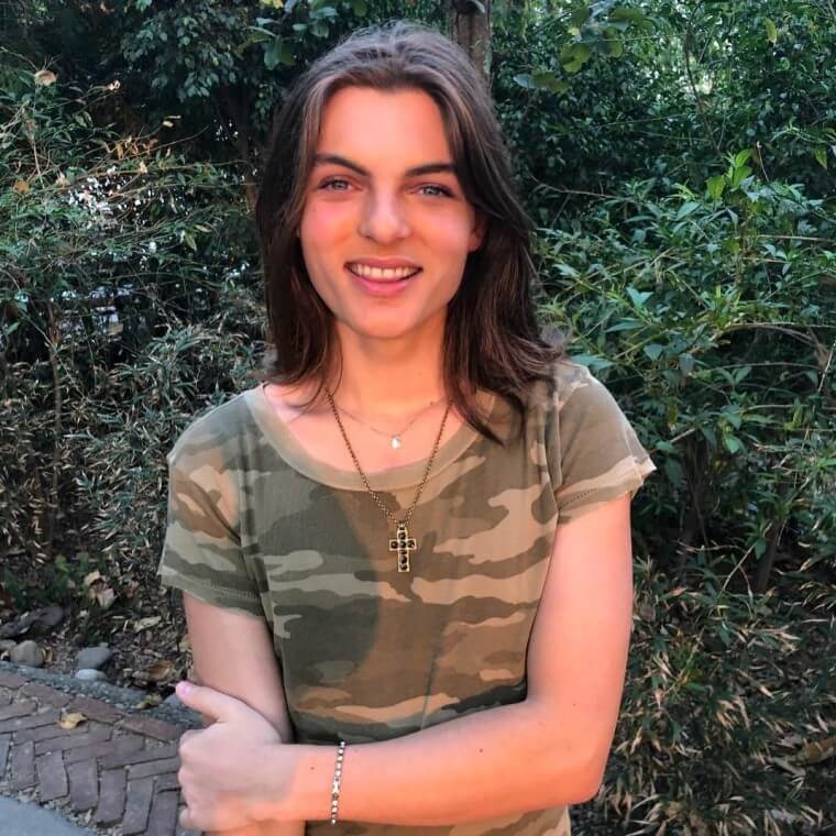 Damian Hurley: The Gender-Fluid Model Who Is His Mother's Twin