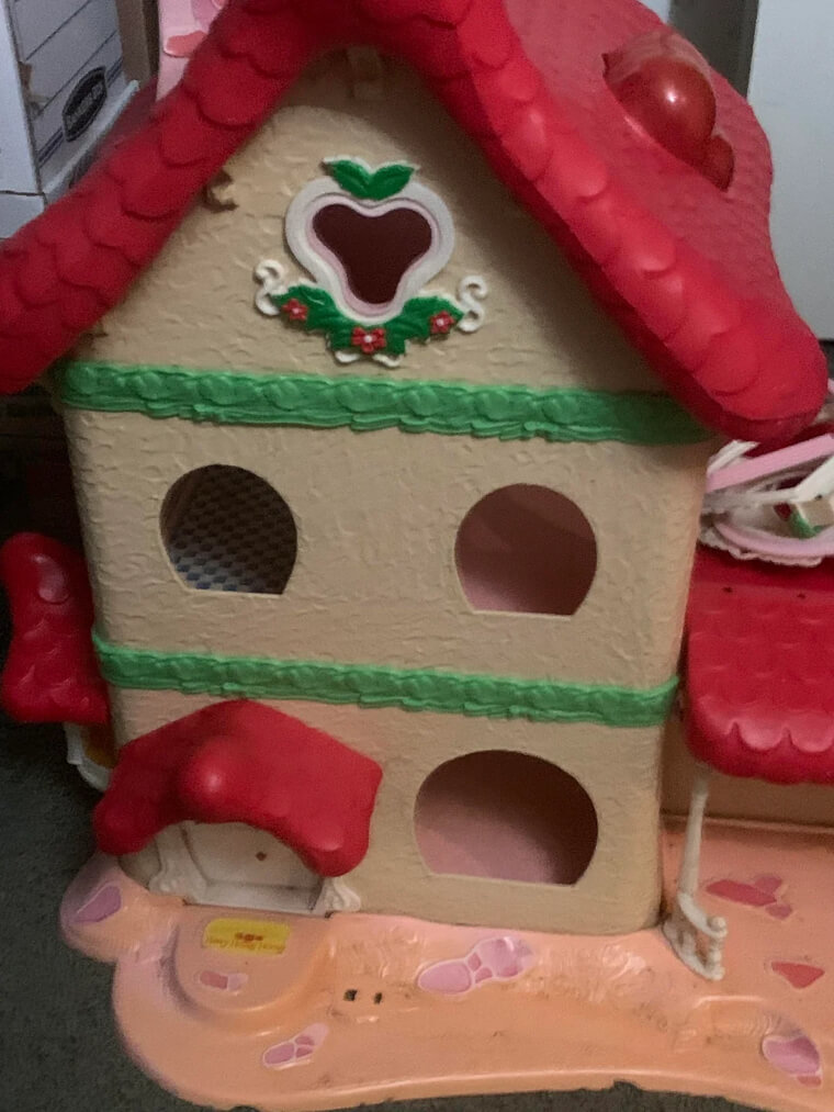 1980s Strawberry Shortcake Berry Happy Home