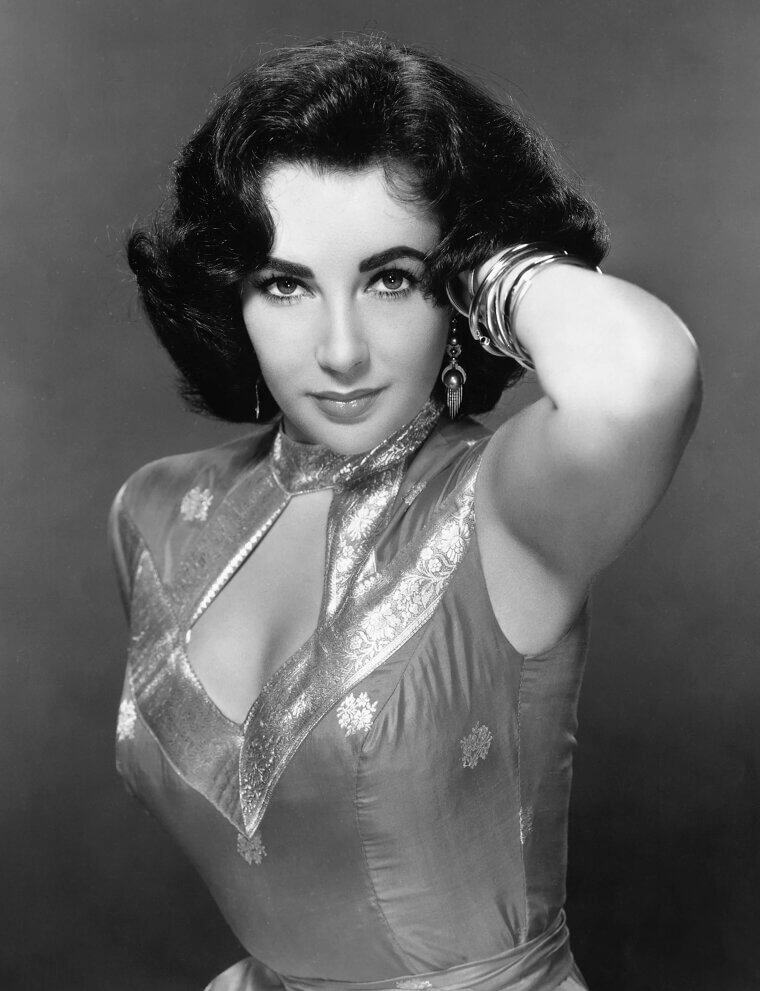 Elizabeth Taylor Died of Heart Failure (79 Years Old)
