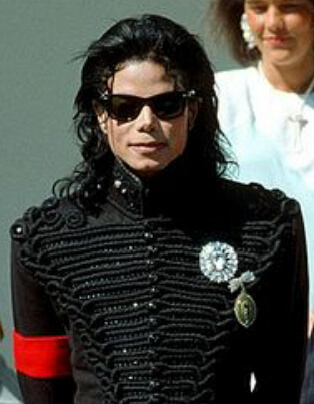 Michael Jackson’s Use of Anesthesia Led to Cardiac Arrest (50 Years Old)